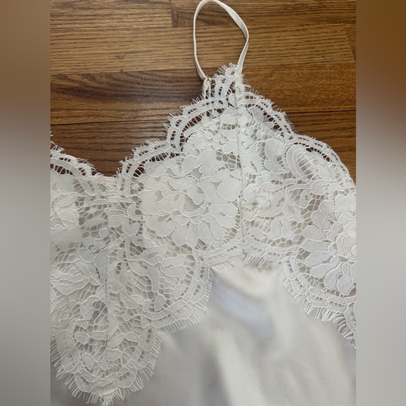 Doen Cream Lace Trim Tank Top - Picture 4 of 6